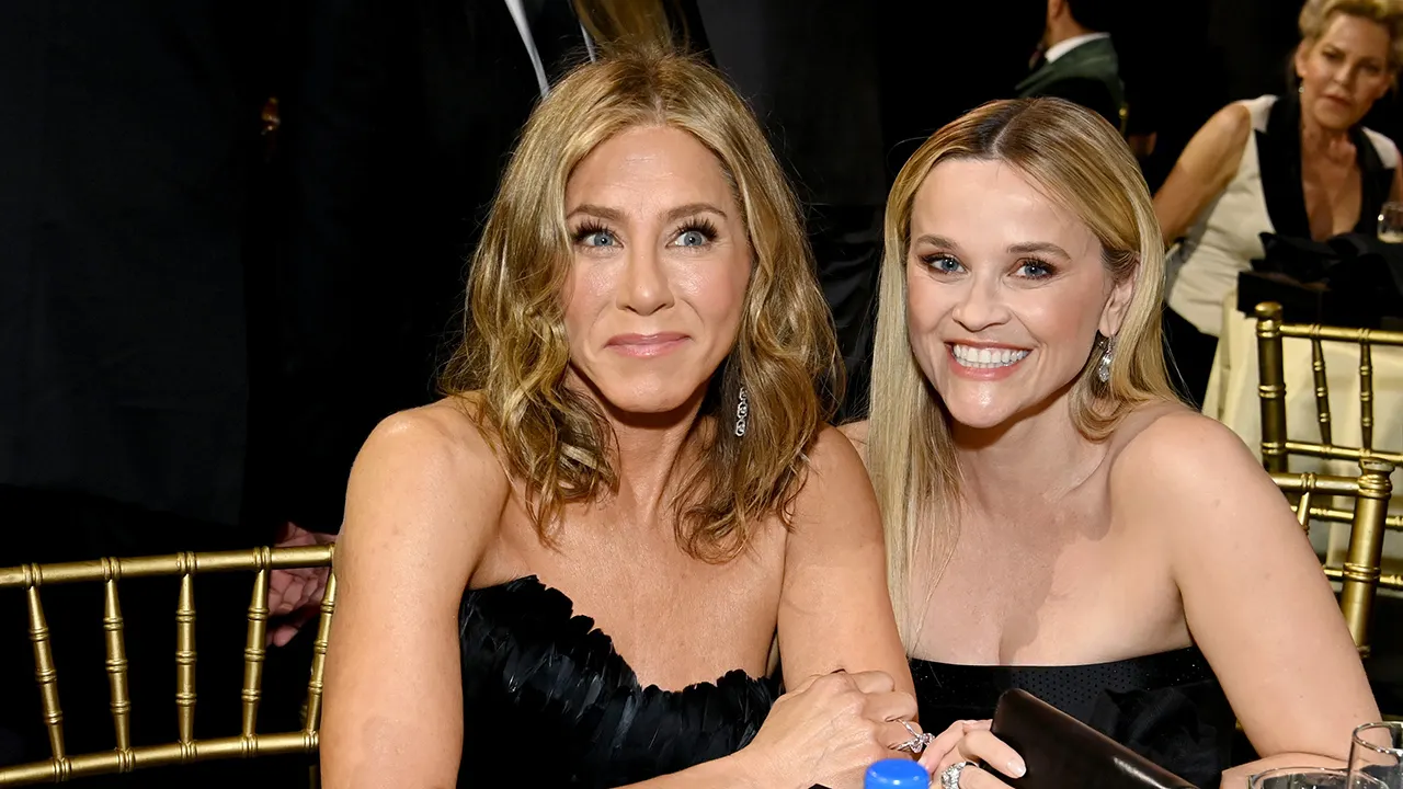 Jennifer Aniston amazed as Reese Witherspoon reveals her real name