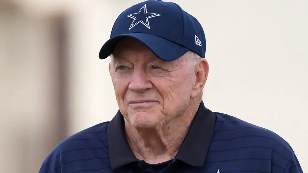 Jerry Jones addresses Micah Parsons' comments following the trade to the Packers