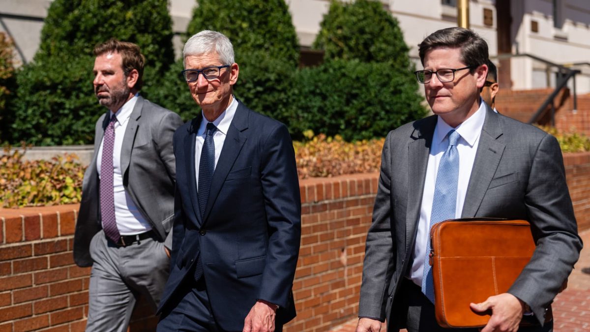 Jim Cramer's ten key points to observe in the stock market on Friday