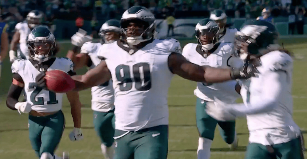 Jordan Davis capped off the Eagles' impressive comeback win.