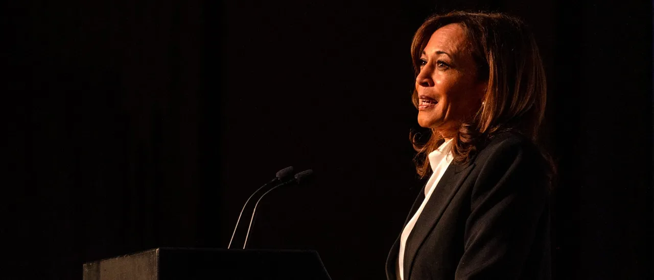 Kamala Harris Shows Limited Support for Socialist Zohran Mamdani Without Mentioning Him Directly