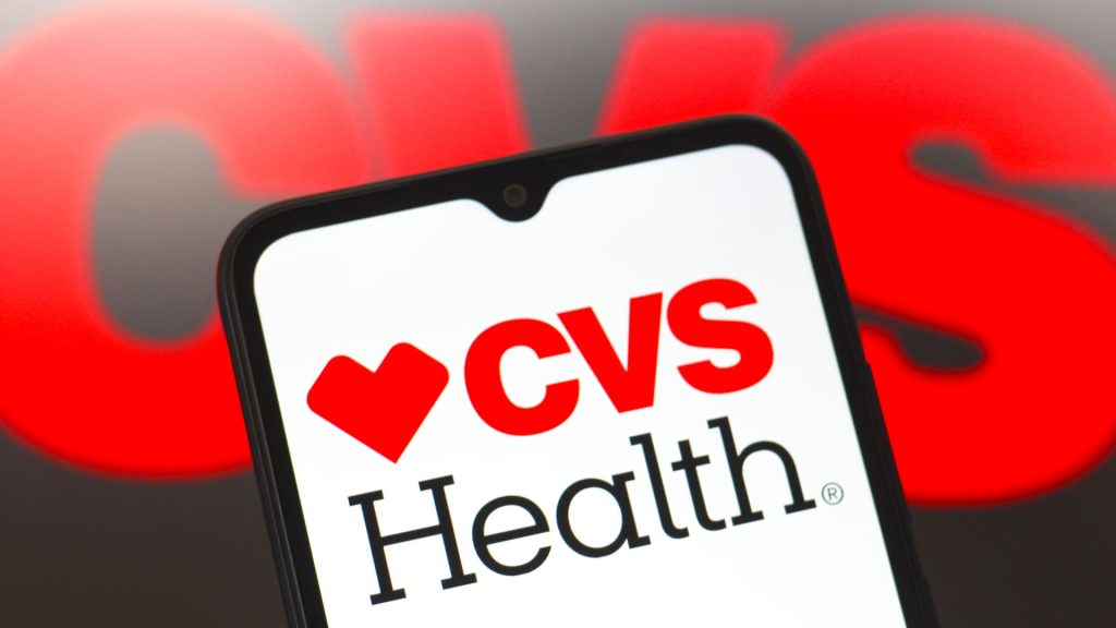 Leading Wall Street experts suggest these dividend stocks for income-focused investors.