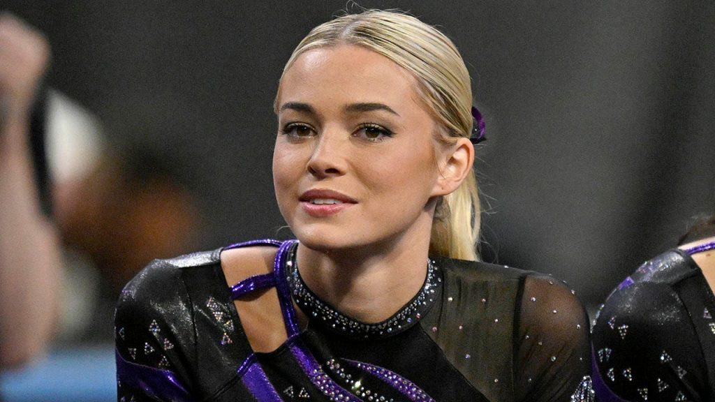 Livvy Dunne responds to a negative comment on social media.