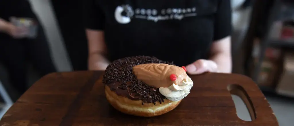 Major Misunderstanding &mdash; Good Company Doughnuts & Caf&eacute; Surrenders to Protesters After Serving Trump Administration