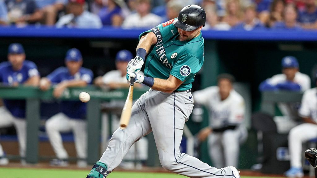 Mariners' Cal Raleigh sets new home run record previously held by Mickey Mantle