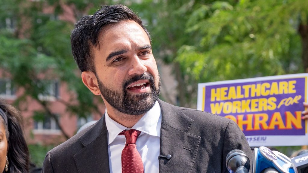 Mayoral candidate Mamdani in NYC hired an intern who removed hostage posters