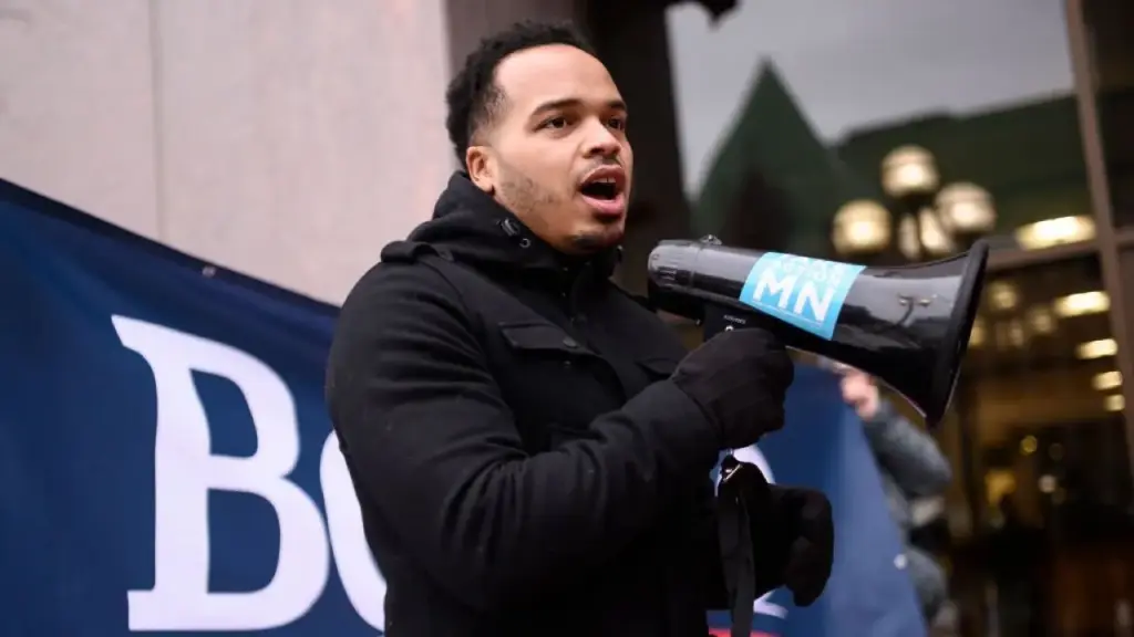 Minneapolis councilman retains $110K salary while pursuing Harvard fellowship