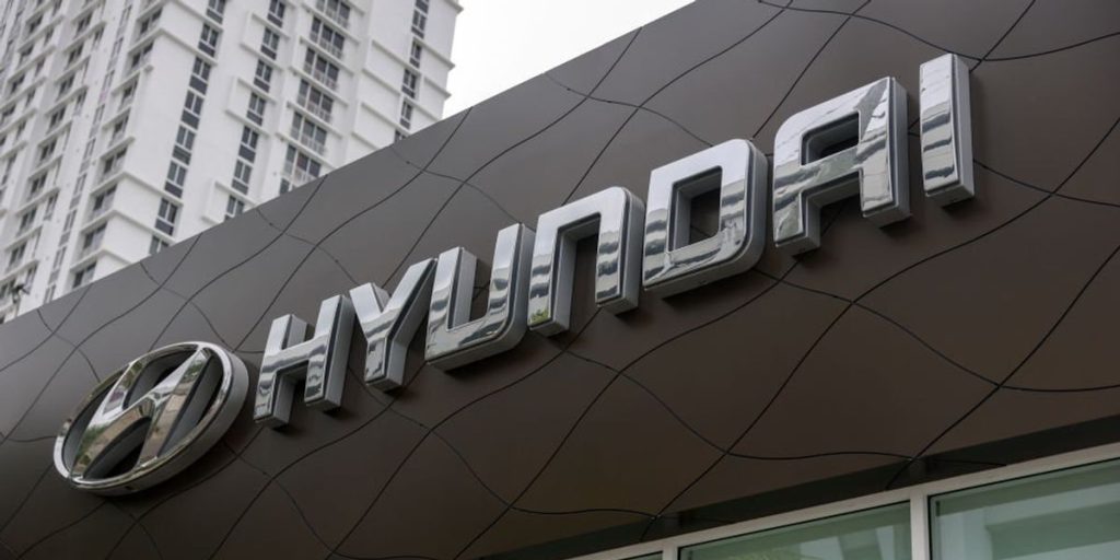 Nearly 500 people taken into custody in immigration operation at Hyundai facility