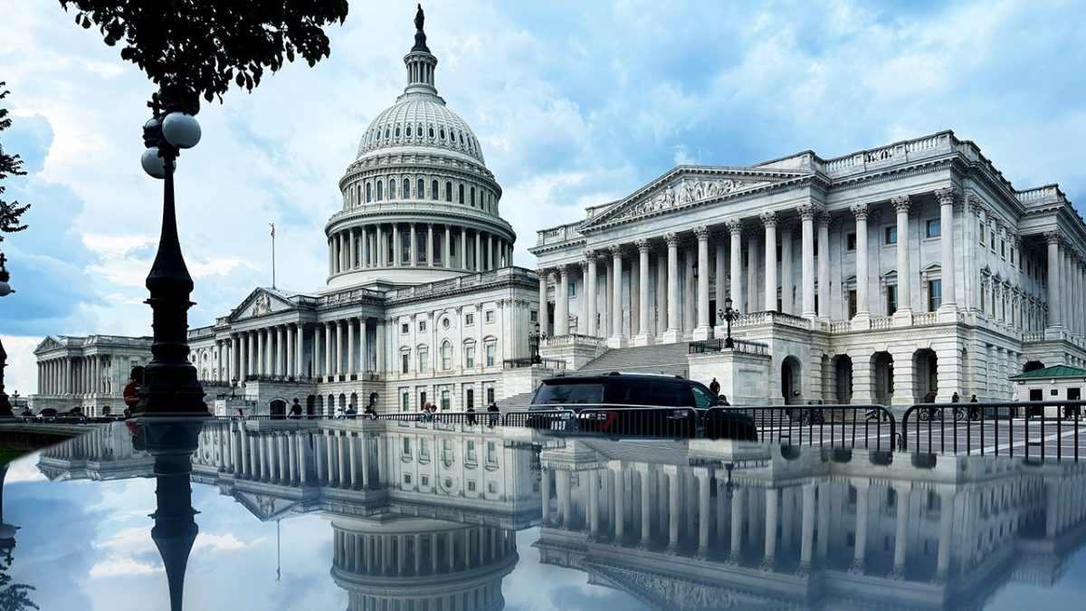 New legislation aims to formalize Trump's executive order on federal architecture