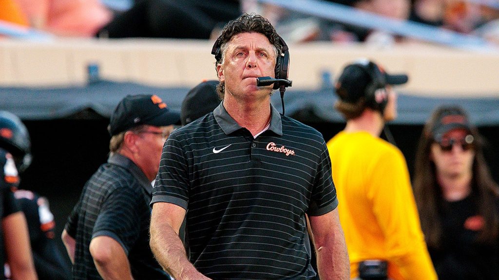 Oklahoma State fans are requesting Mike Gundy's resignation.