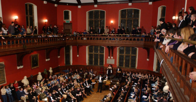 Oxford Union President Undergoes No Confidence Vote for Praising Kirk's Death