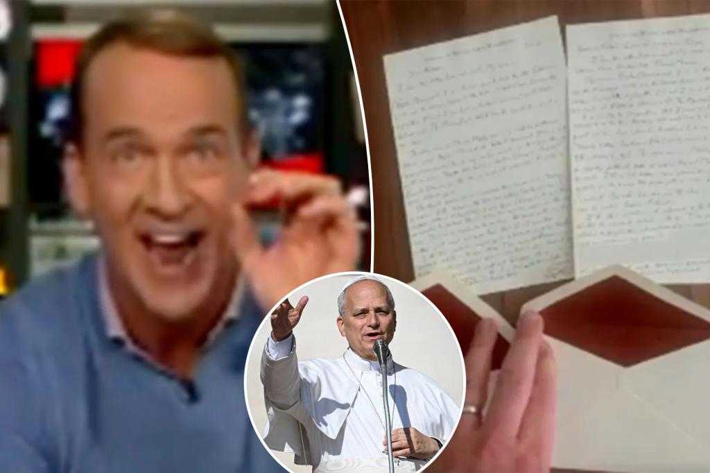 Peyton Manning attempted to invite Pope Leo to 'ManningCast' with handwritten letters.