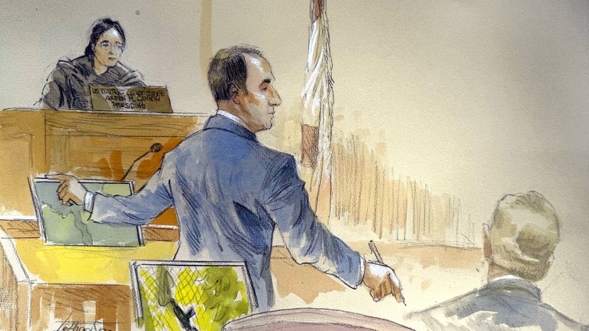 Prosecutors prepare to conclude case against Trump assassination attempt suspect who is self-representing