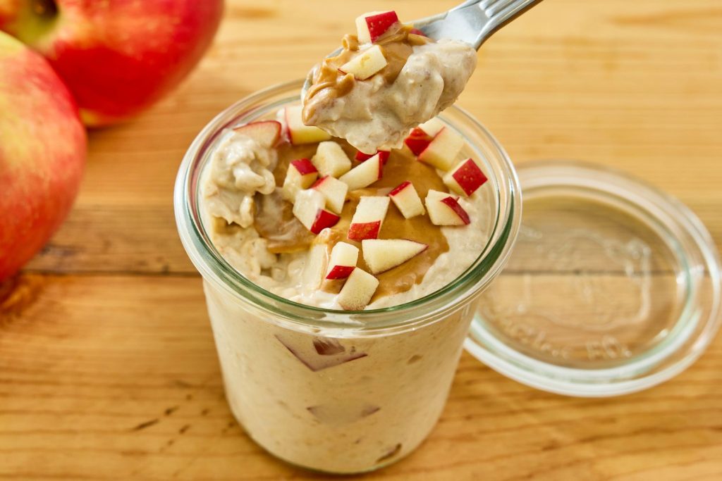 Protein-Packed Overnight Oats with Apple and Peanut Butter
