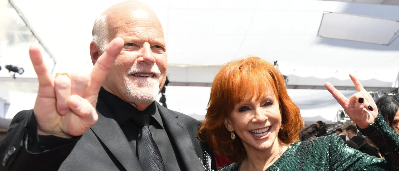 Reba McEntire, the country music icon, is engaged to Rex Linn at the age of 70.