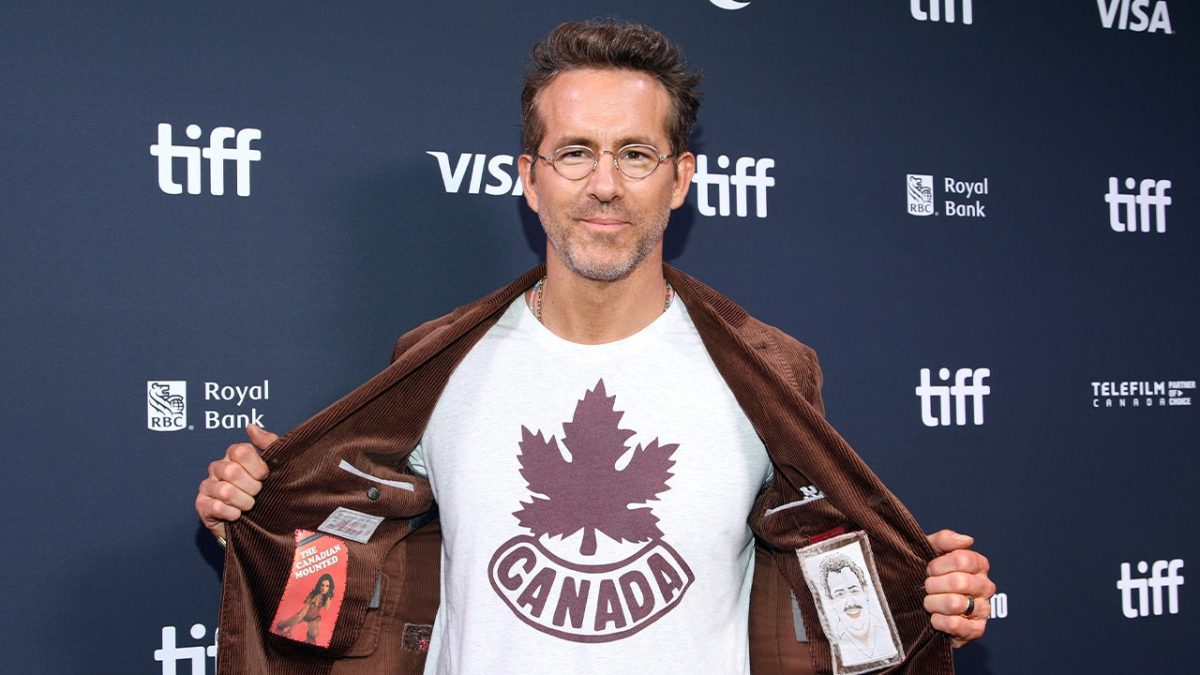 Ryan Reynolds remembers trading phones with a MAGA supporter to examine algorithms.