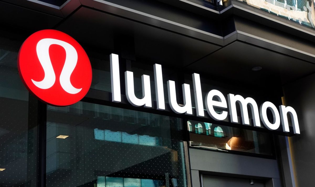 S&P 500 Today: Lululemon Stock Drops; Broadcom Rises