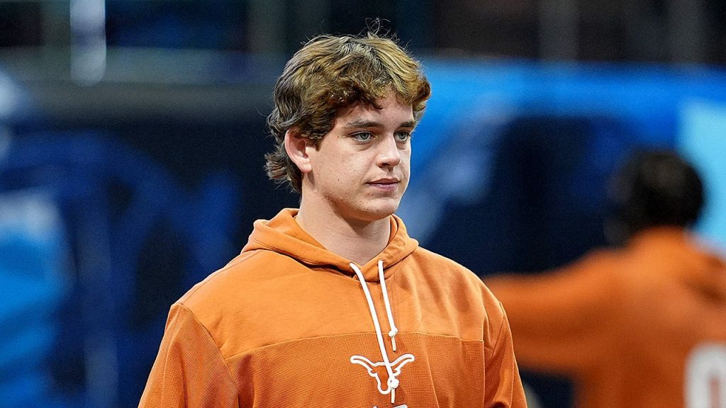 Scouts have mixed feelings about Arch Manning following a challenging season debut at Texas.
