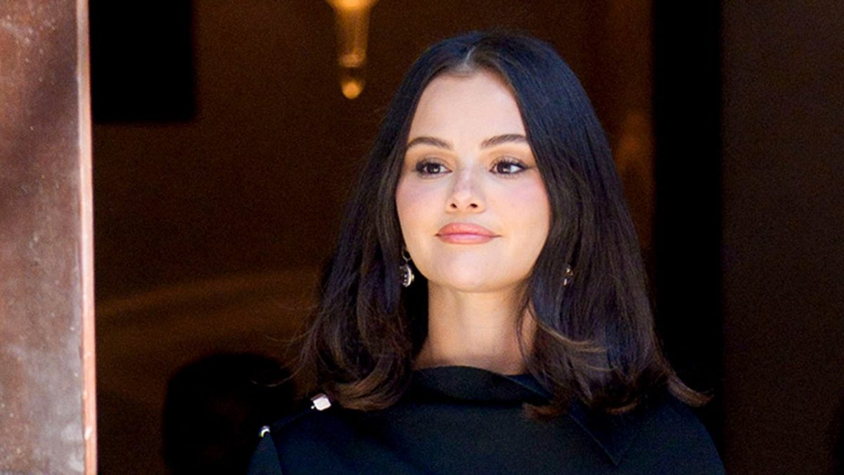 Selena Gomez shares how her lupus diagnosis led to early arthritis.