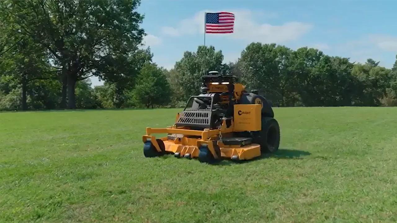 Self-driving lawnmowers trialed on National Mall as the Trump administration promotes AI