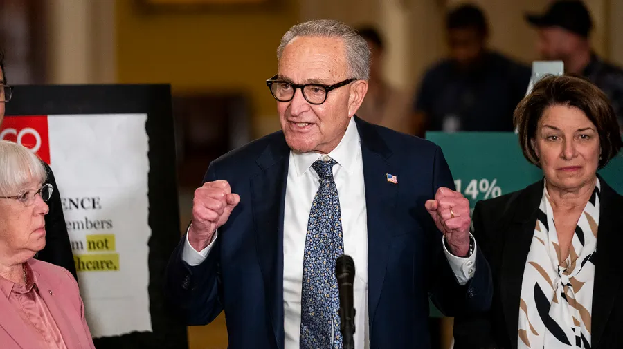 Senate stops opposing measures to avoid late-night shutdown