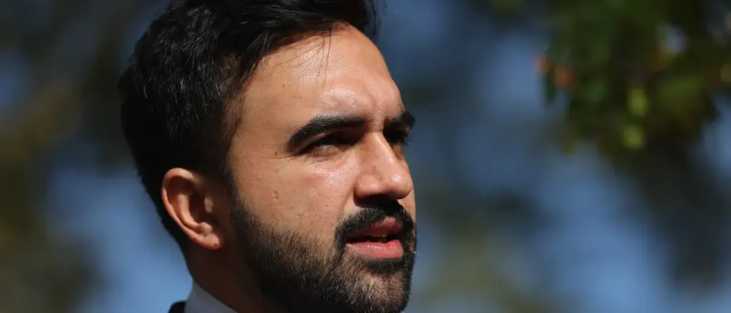 Socialist Mayoral Candidate Favored By Democrats Acknowledges The Need To Apologize To NYPD, But Doesn’t Apologize