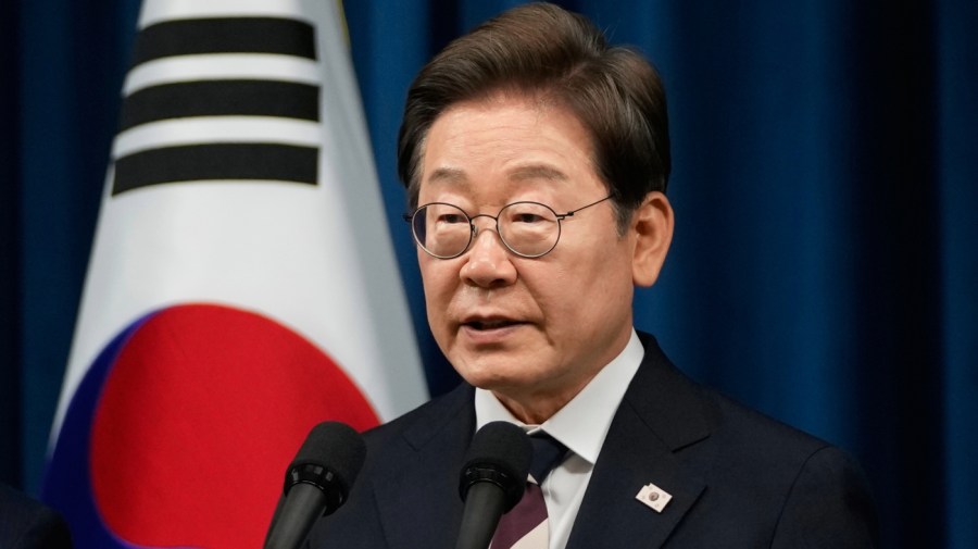 South Korea looks into human rights violations during the raid at the Hyundai plant in Georgia