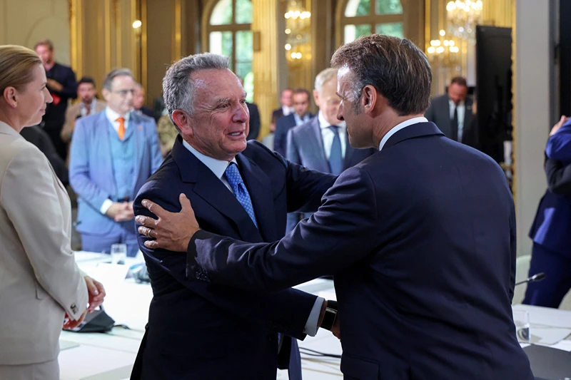 Special envoy Witkoff met with Zelensky and European leaders in Paris to talk about security guarantees for Ukraine.