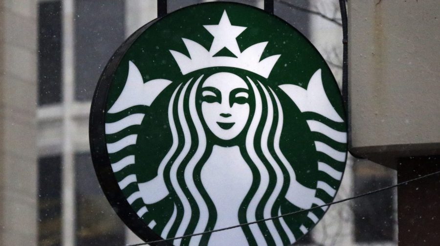 Starbucks employees take legal action regarding uniform policy