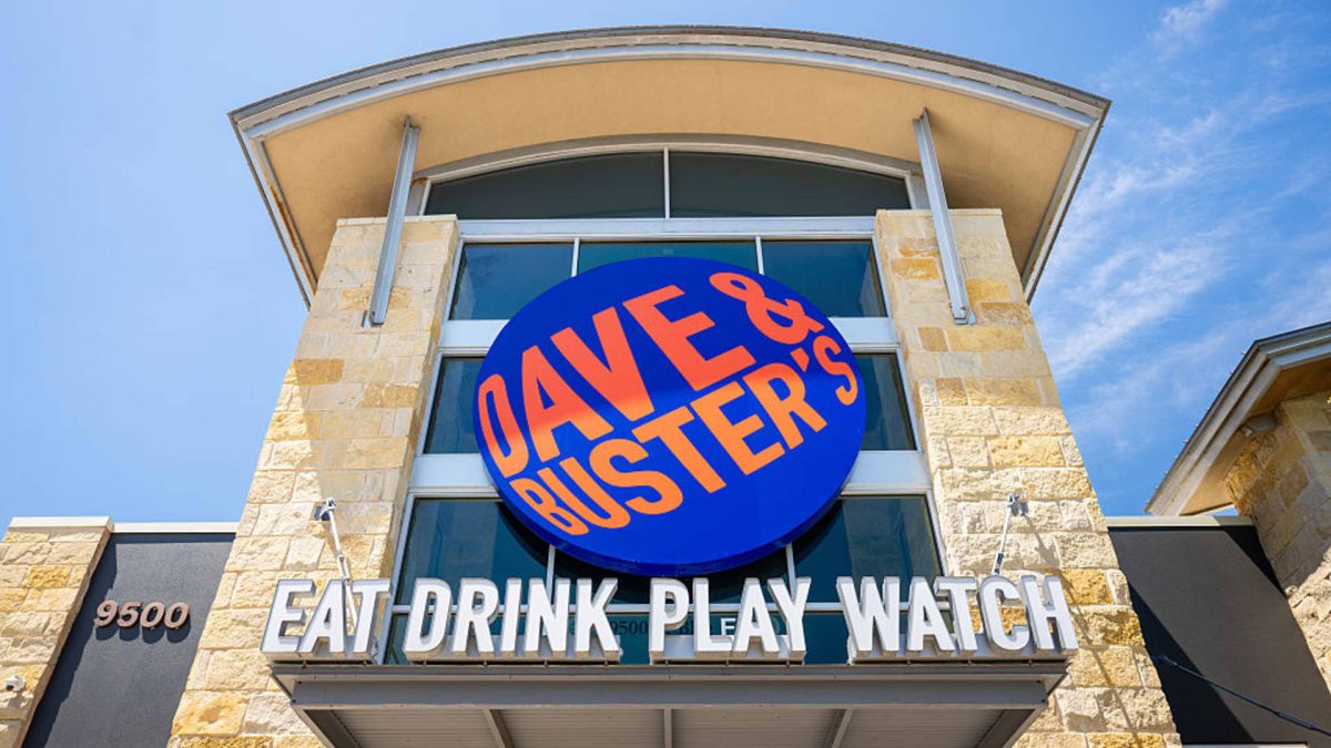 Stocks with the largest premarket changes: Oracle, Dave & Buster's, Novo Nordisk, Adtran and others