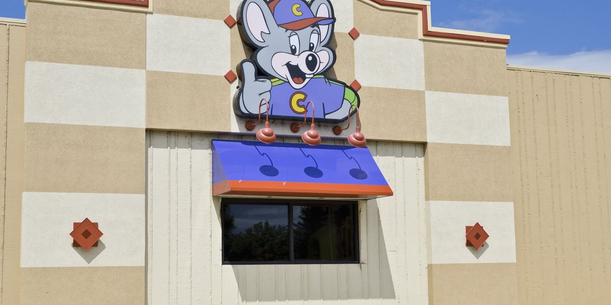 Strange bodycam footage captures Florida police taking the Chuck E. Cheese mascot into custody while kids and parents look on in disbelief.