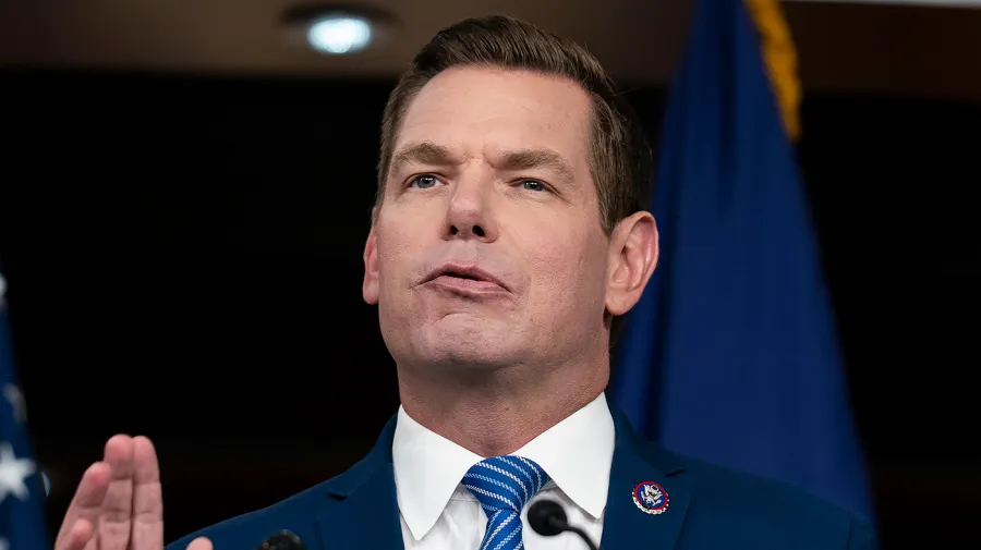 Swalwell on shutdown possibility: 'I don't want to be a co-signee to this tyranny'