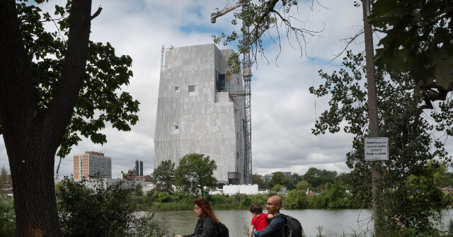 Taxpayers Might Have to Cover the Costs of the Obama Presidential Library