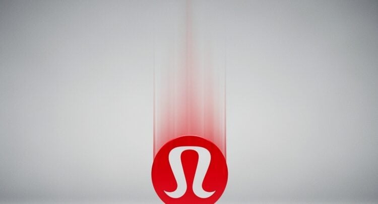 The Mistake of Trying to Buy Lululemon Stock While It's Dropping