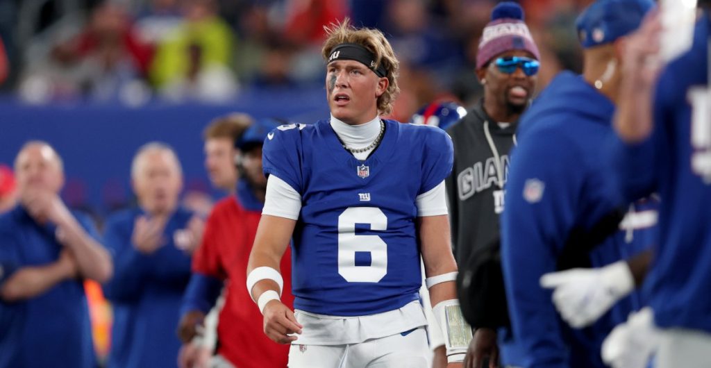 Three plays from Jaxson Dart may prompt the Giants to think about changing their quarterback.