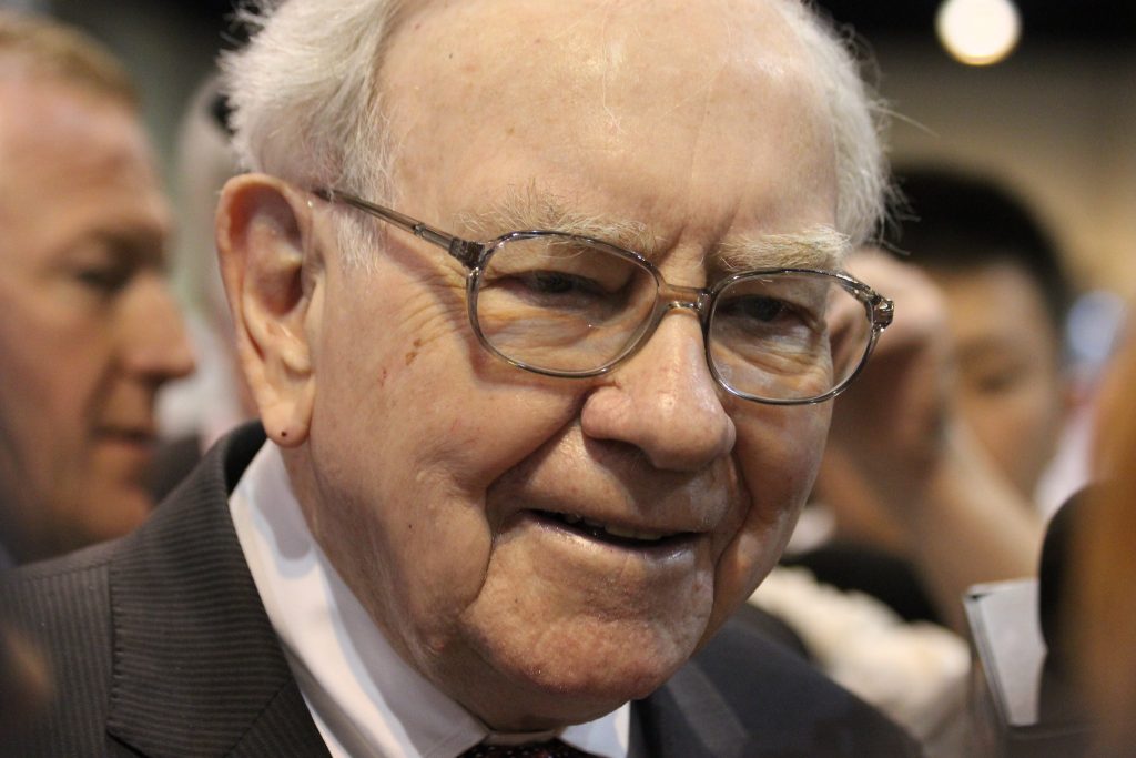Top Warren Buffett Stocks to Invest in with $3,000 Today