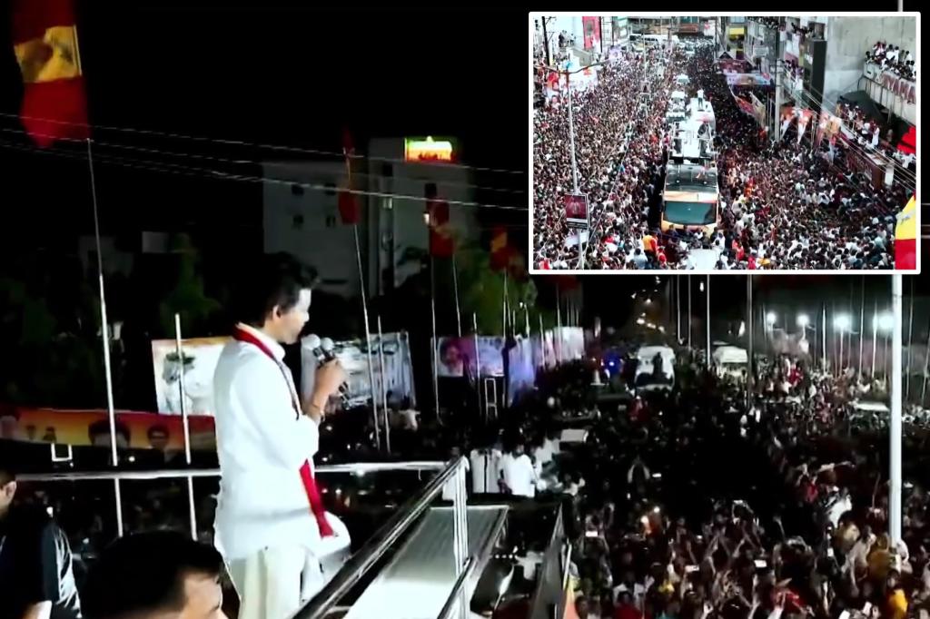 Trampling at political gathering in India results in 36 deaths and 40 injuries