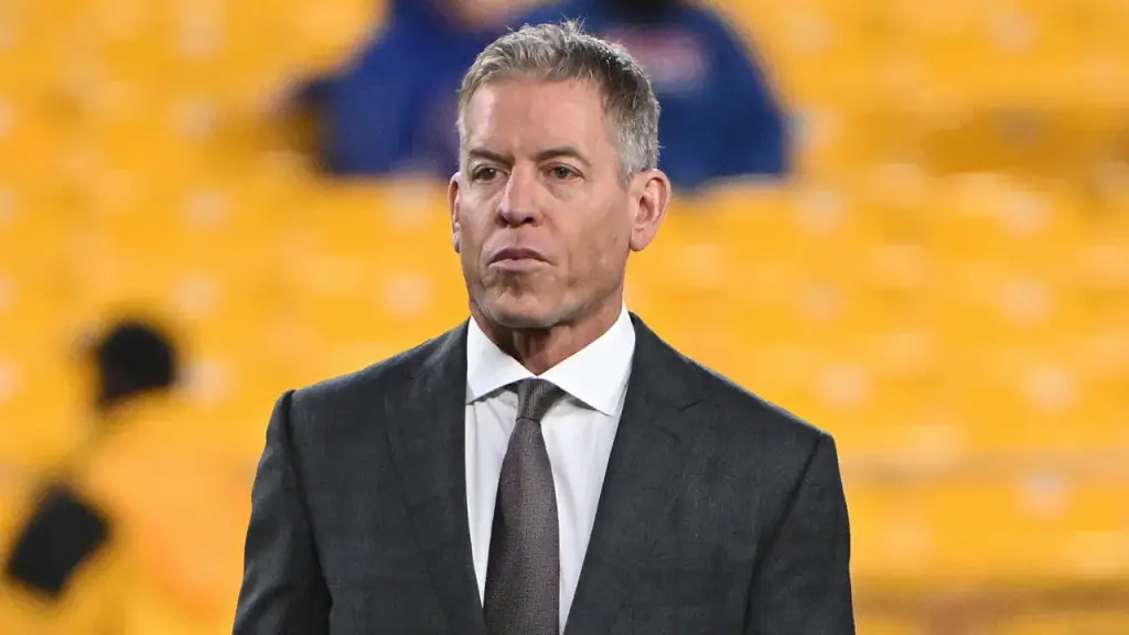 Troy Aikman criticizes the officiating in the Broncos' penalty-heavy victory over the Bengals