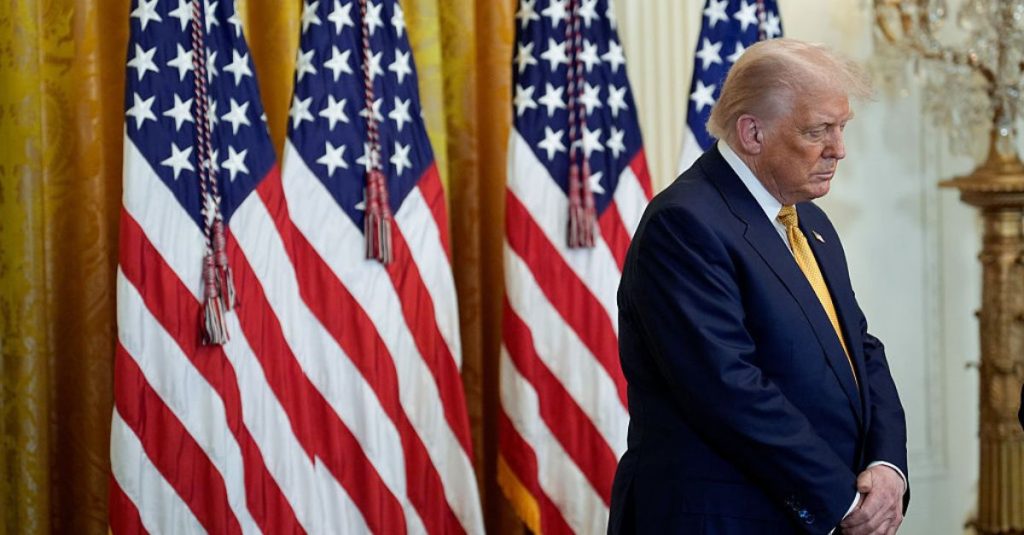 Trump Promises to Protect the Right to Pray in Schools