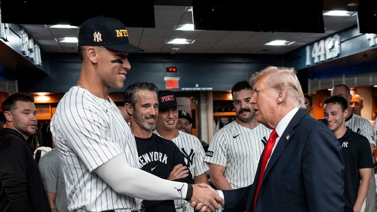 Trump meets Yankees star Aaron Judge, who hits 2 home runs