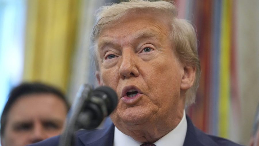 Trump urges tech leaders to invest in American manufacturing at White House event