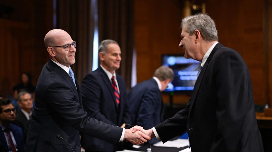 Trump's leading economist set to join the Fed ahead of crucial meeting