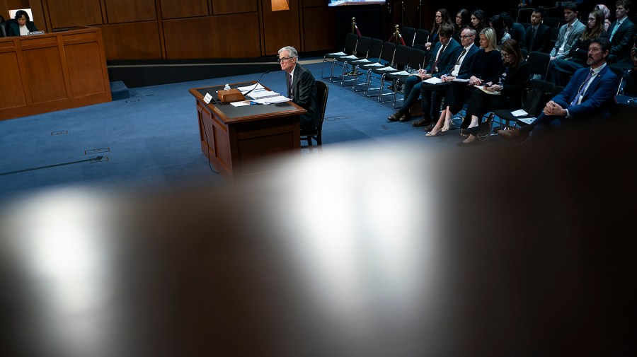 Trump's push for Powell to reduce rates reaches a breaking point