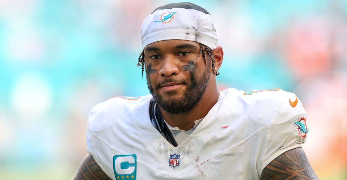 Tua Tagovailoa's contract creates challenges for the Miami Dolphins past 2025