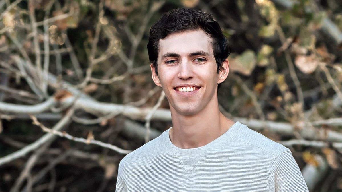 Tyler Robinson's mother is believed to be working with law enforcement, according to Charlie Kirk.