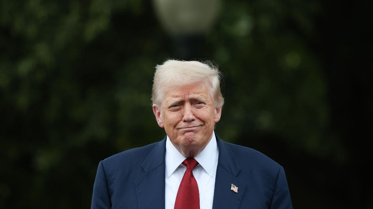 US tariff income reaches a record $30 billion in August 2025.