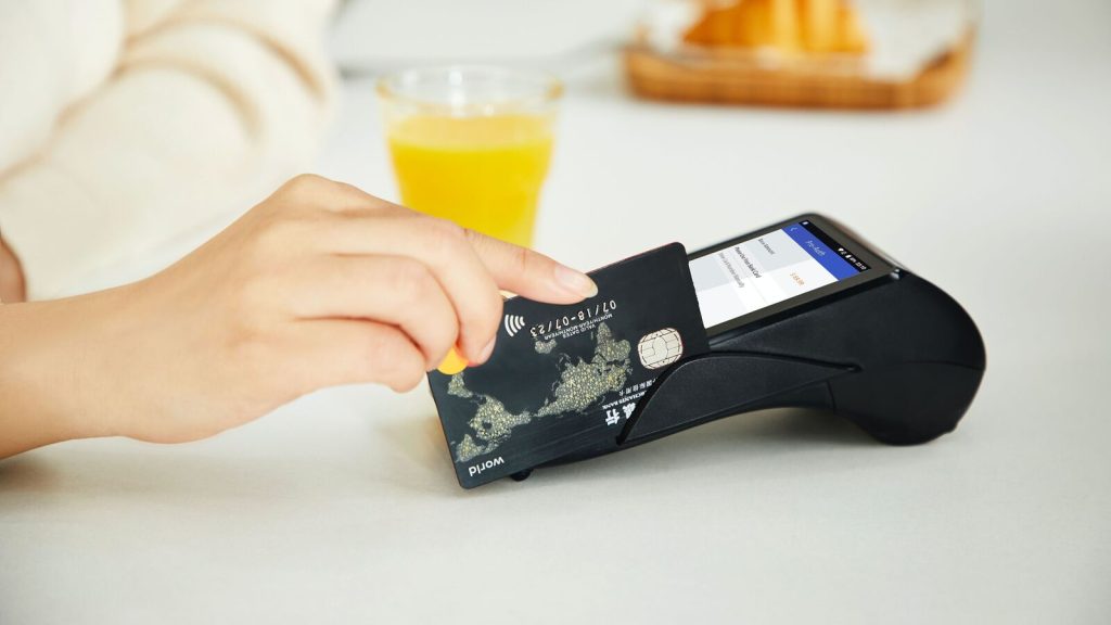 Understanding the risks of minimum payments: 5 important credit card truths to be aware of