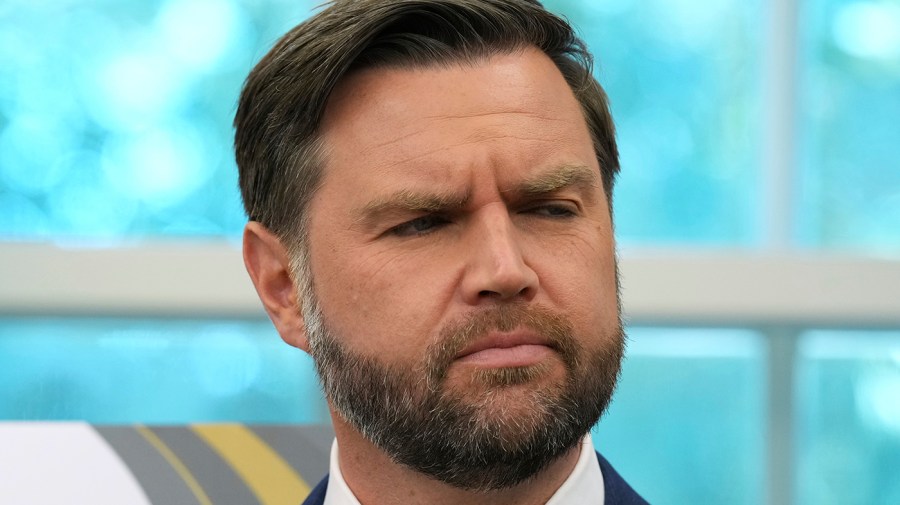 Vance discusses Tylenol: Expecting mothers should 'consult your doctor'