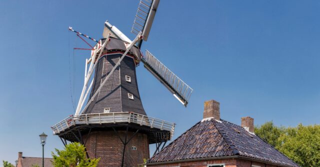 Villagers in the Netherlands Accuse Asylum Seekers of Stealing and Attacking Children