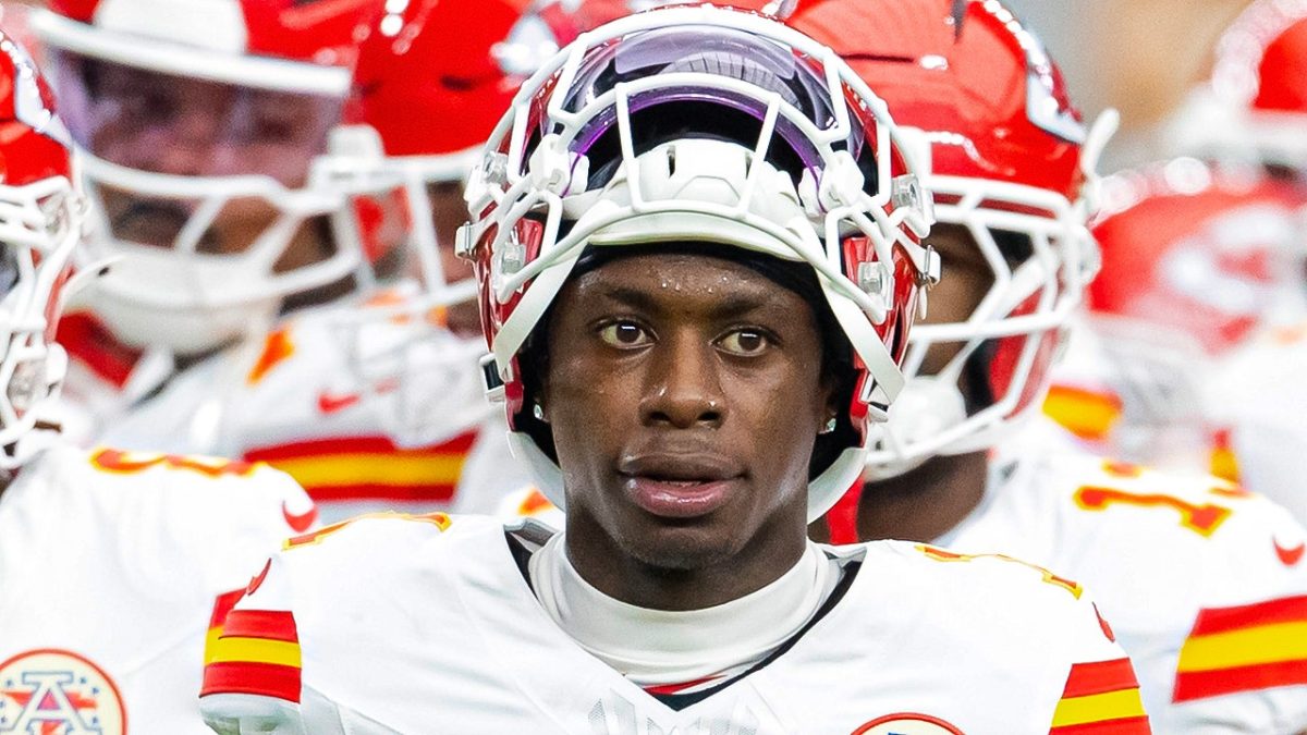 Xavier Worthy from the Chiefs hurt in crash with teammate Travis Kelce